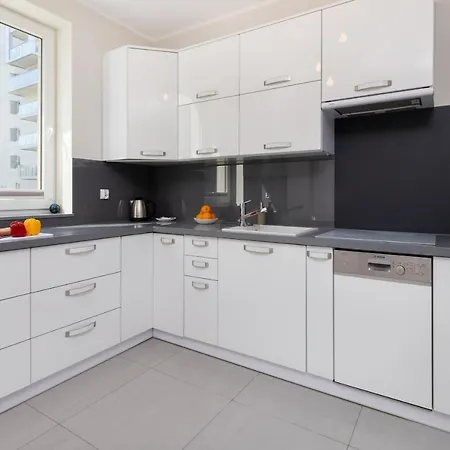 Apartmán Aleja Jana Pawla Ii With Parking And Balcony By Renters *